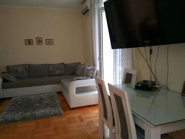 Апартаменты Вблизи у моря вдали от суеты Рафаиловичи-24